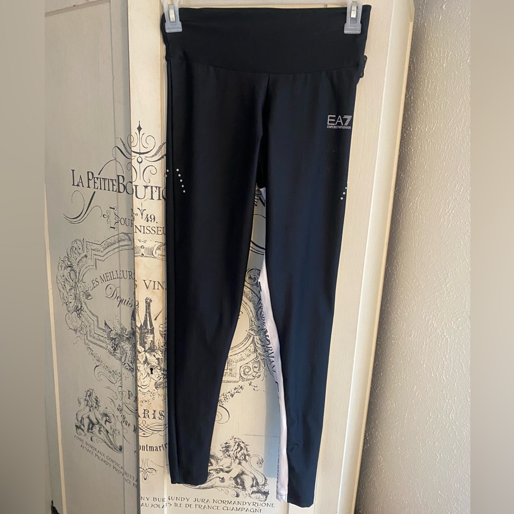 Like New Guaranteed Authentic Emporio Armani EA7 Black/White Leggings- Medium